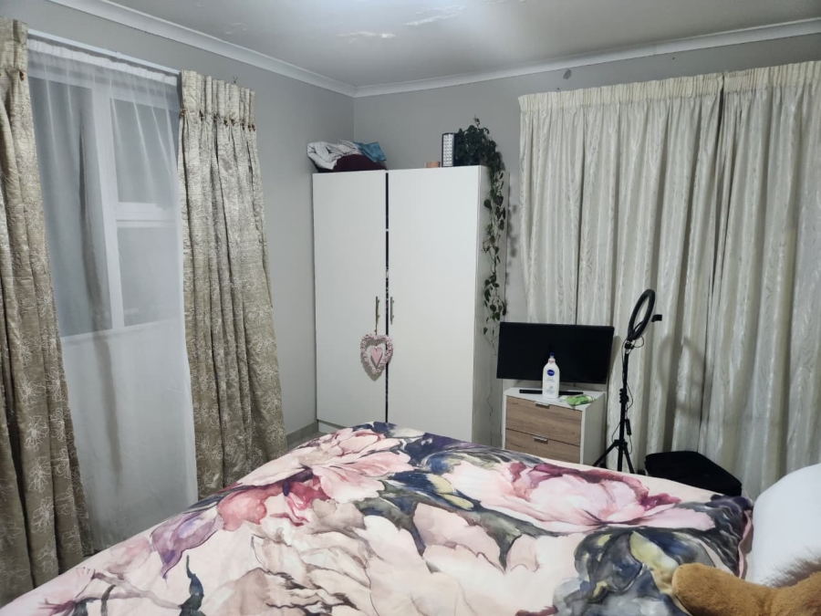 To Let 1 Bedroom Property for Rent in South End Eastern Cape